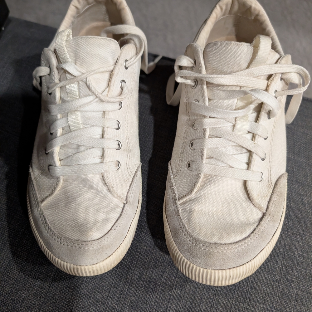 Sorel white Canvas Sneakers, Lightly worn.